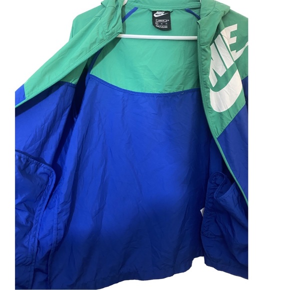 Nike Windrunner Jacket —YXL - Picture 6 of 7
